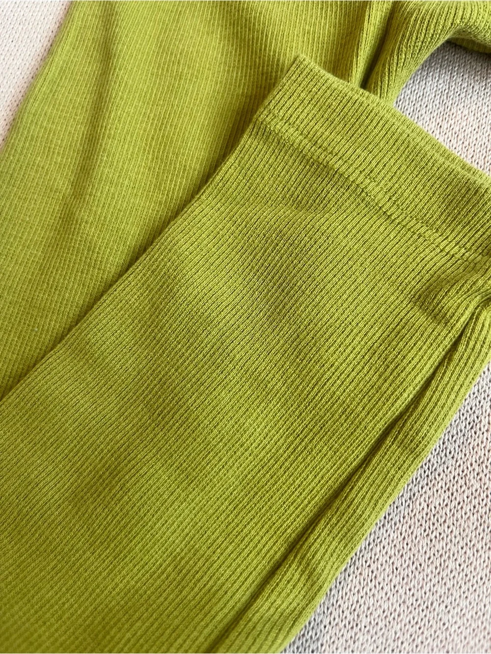 kate quinn Olive Ribbed Kids Leggings 5y
